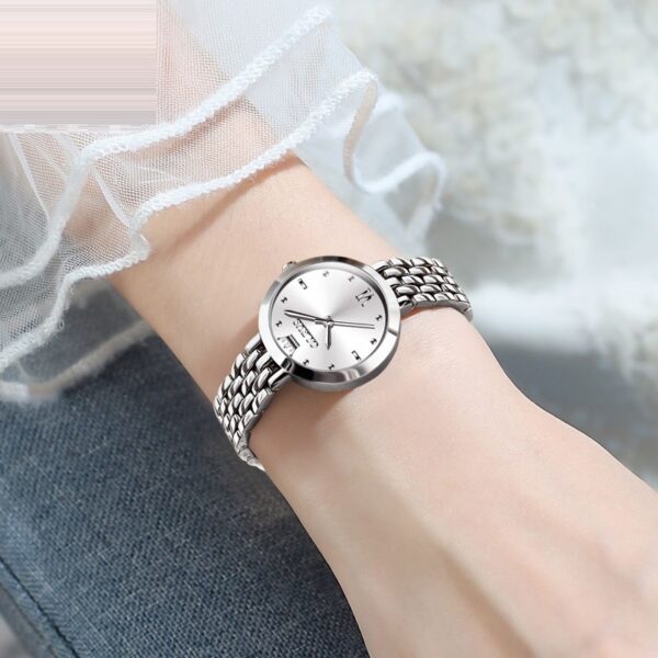Simple Fashion Quartz Waterproof Women's Watch - Image 6