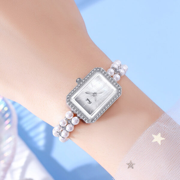Shell Pearls Women's Creative Quartz Watch - Image 2